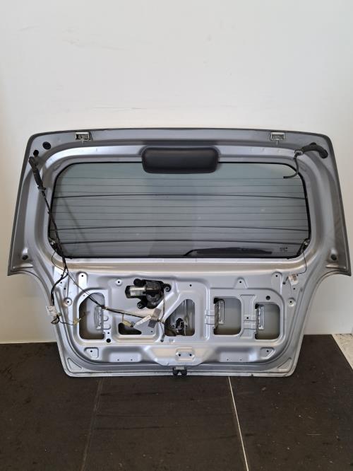 Image Malle/Hayon arriere - OPEL AGILA A