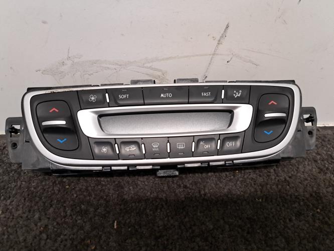 Image Commande chauffage - RENAULT MEGANE 3