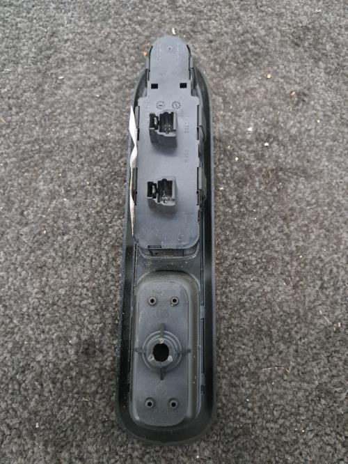Image Interrupteur de leve vitre avant gauche - PEUGEOT 407