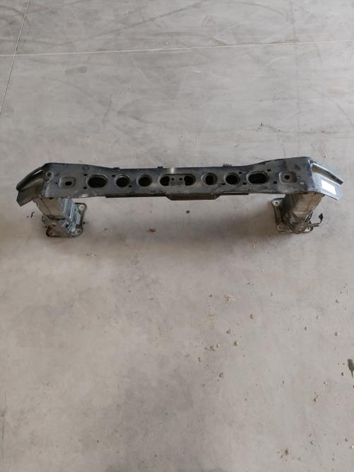 Image Renfort pare choc avant (traverse) - FORD C-MAX 2