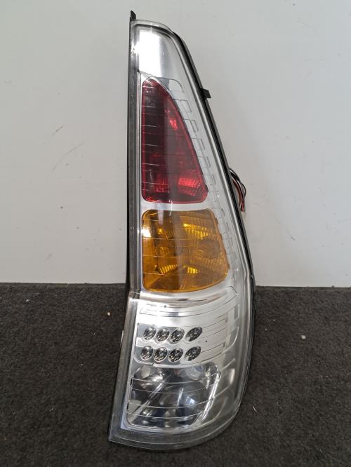 Image Feu arriere principal droit (feux) - MICROCAR M.GO