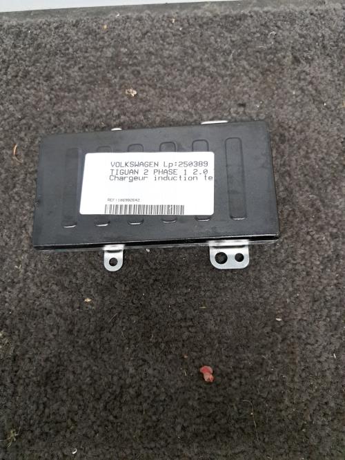 Image Chargeur CD - VOLKSWAGEN TIGUAN 2