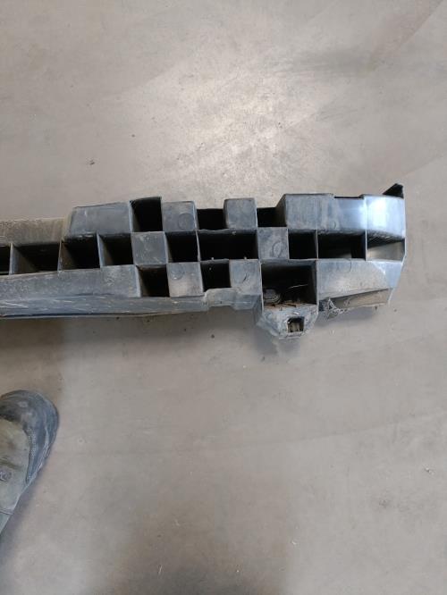 Image Renfort pare choc arriere (traverse) - RENAULT CLIO 3