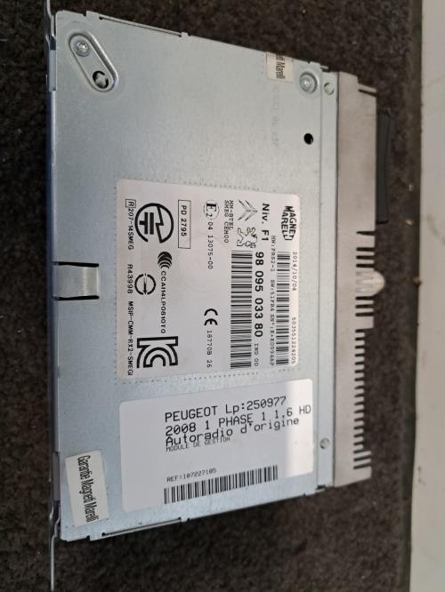 Image Autoradio d'origine - PEUGEOT 2008 1