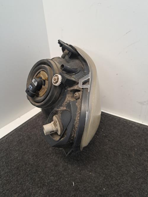 Image Optique avant principal droit (feux)(phare) - RENAULT CLIO 2