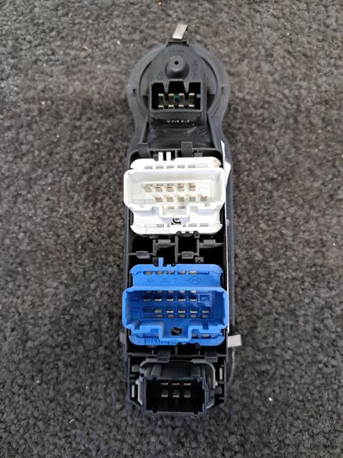 Image Interrupteur de leve vitre avant gauche - RENAULT GRAND MODUS