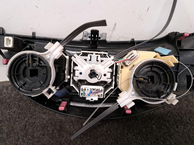 Image Commande chauffage - TOYOTA YARIS 3