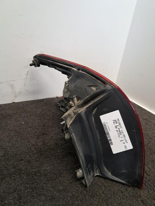Image Feu arriere principal droit (feux) - PEUGEOT 308 2