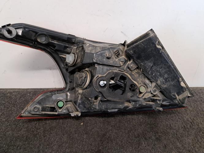 Image Feu arriere principal droit (feux) - PEUGEOT 308 2