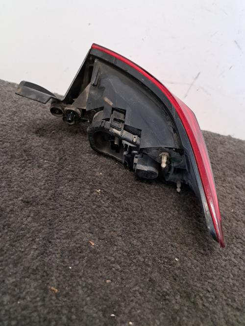 Image Feu arriere principal gauche (feux) - RENAULT CLIO 4