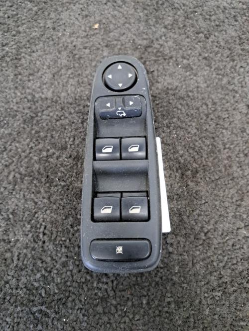 Image Interrupteur de leve vitre avant gauche - CITROEN C4 PICASSO 1