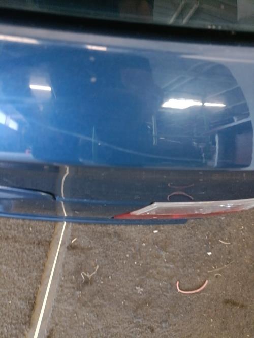 Image Malle/Hayon arriere - BMW SERIE 3 E46