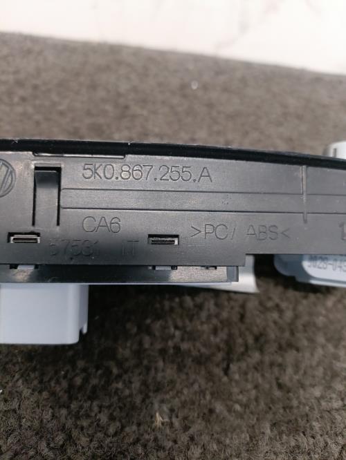 Image Interrupteur de leve vitre avant gauche - VOLKSWAGEN GOLF 6