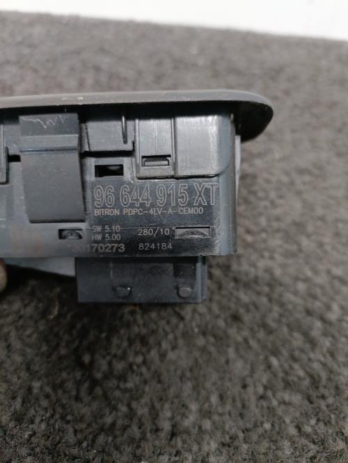 Image Interrupteur de leve vitre avant gauche - PEUGEOT 308 1 SW