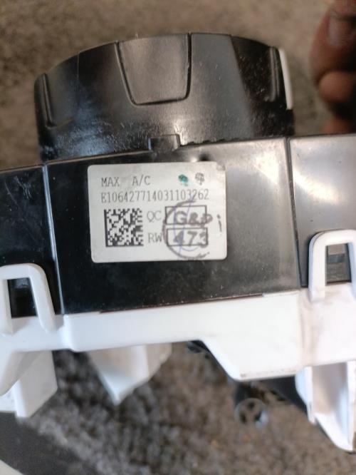 Image Commande chauffage - FORD FIESTA 6