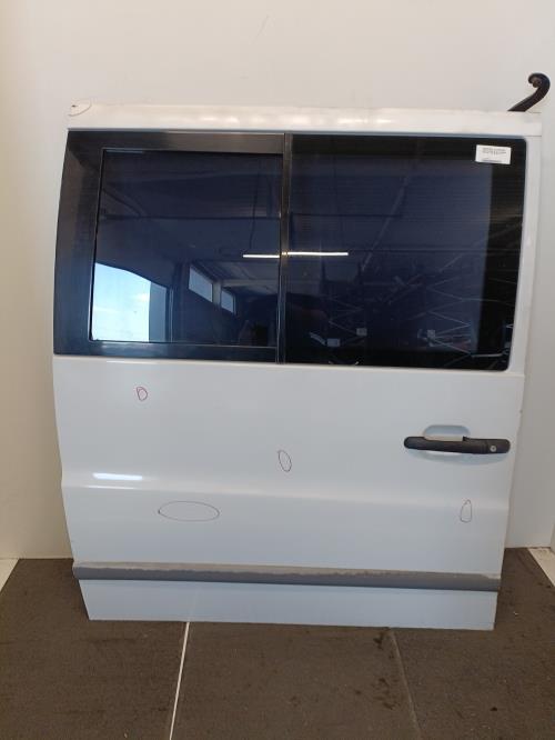 Image Porte laterale droit - MERCEDES VITO 638