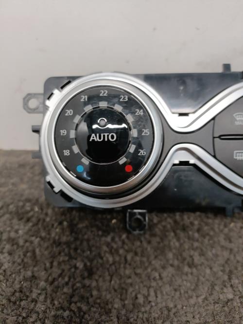 Image Commande chauffage - RENAULT CLIO 4