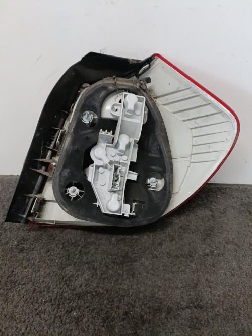 Image Feu arriere principal gauche (feux) - BMW SERIE 1 E87