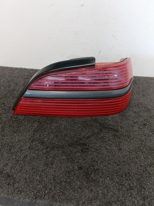 Image Feu arriere principal droit (feux) - PEUGEOT 406