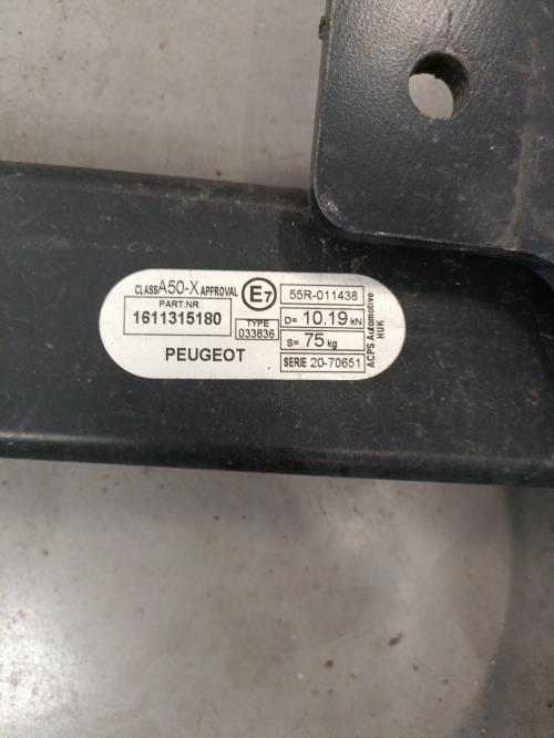 Image Attelage (boule de remorquage) - PEUGEOT 508 1