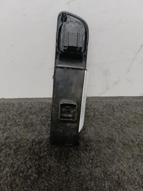 Image Interrupteur de leve vitre avant gauche - VOLKSWAGEN TIGUAN 1