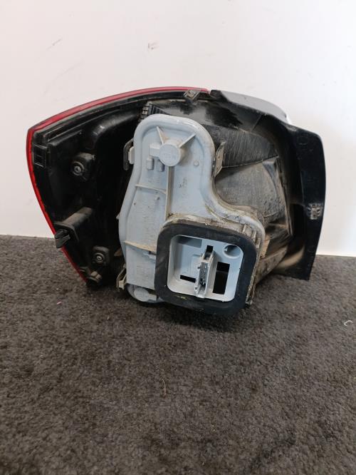 Image Feu arriere principal droit (feux) - VOLKSWAGEN POLO 5