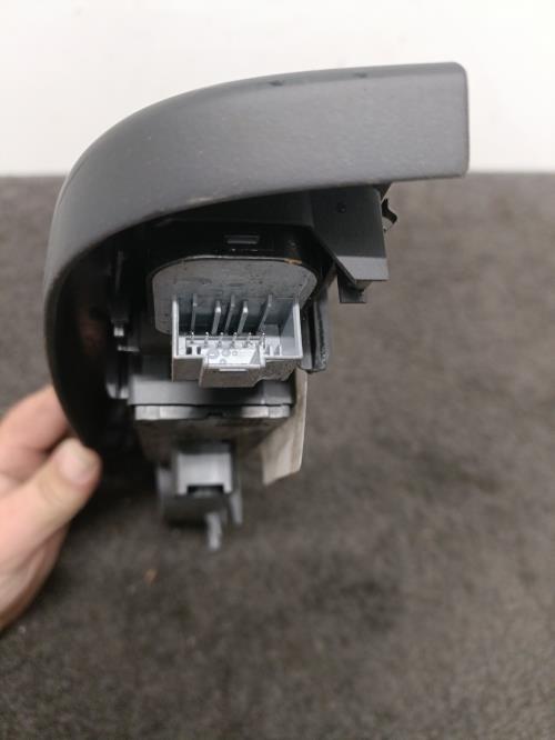 Image Interrupteur de leve vitre avant gauche - VOLKSWAGEN GOLF 5