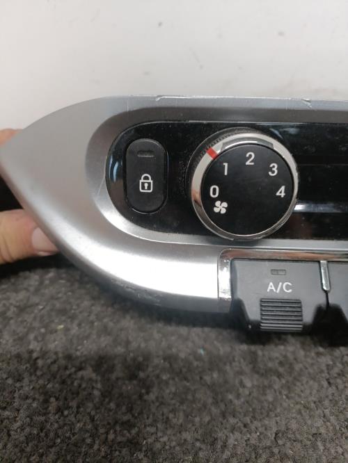 Image Commande chauffage - KIA RIO 3