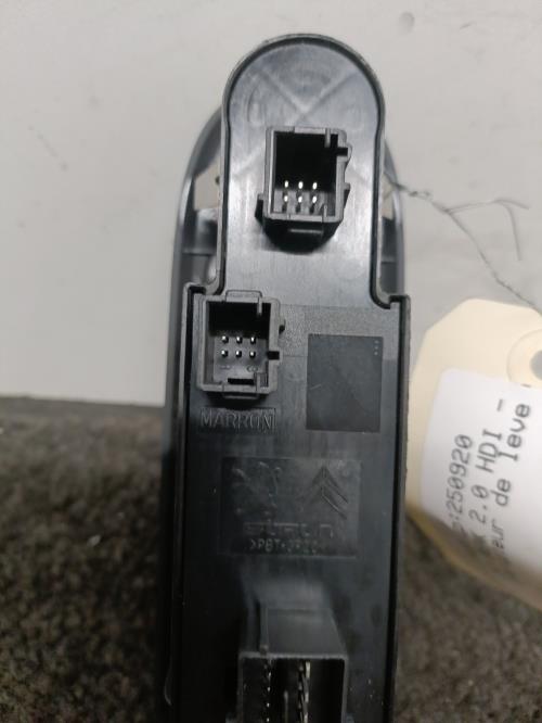 Image Interrupteur de leve vitre avant gauche - CITROEN C5 2