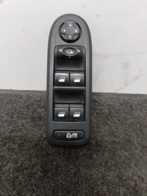 Image Interrupteur de leve vitre avant gauche - CITROEN C5 2