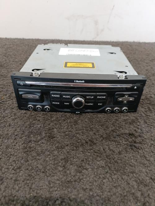 Image Autoradio d'origine - PEUGEOT 3008 1