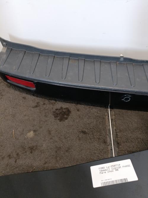 Image Pare choc arriere - FORD TRANSIT CUSTOM 1