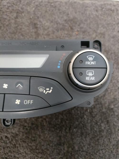 Image Commande chauffage - TOYOTA YARIS 3