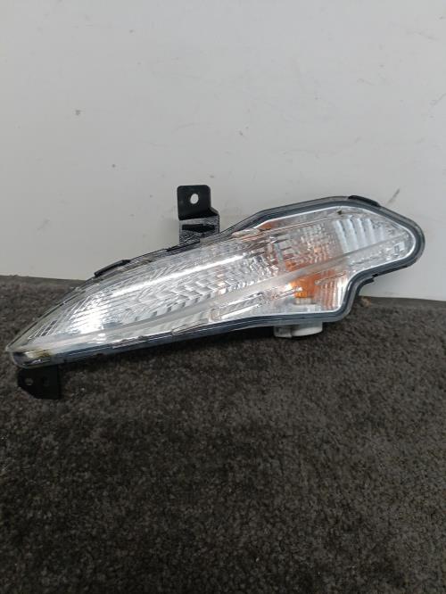 Image Optique avant secondaire gauche (feux)(clignotant) - PEUGEOT 308 2 SW