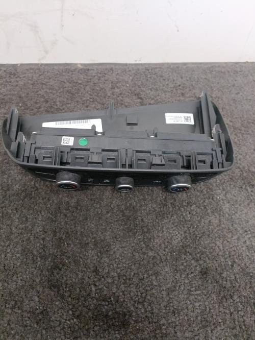 Image Commande chauffage - OPEL CROSSLAND X