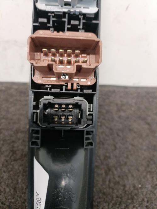Image Interrupteur de leve vitre avant gauche - RENAULT GRAND ESPACE 4
