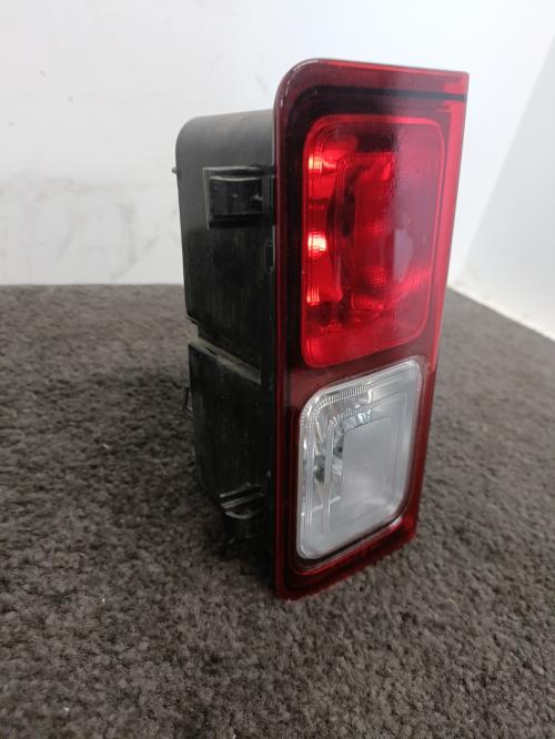 Image Feu de pare choc arriere gauche - RENAULT TRAFIC 3 COURT