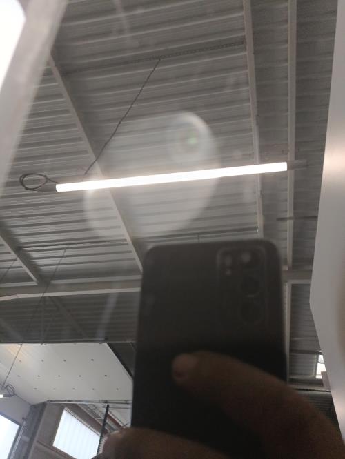 Image Camera - TESLA MODEL Y