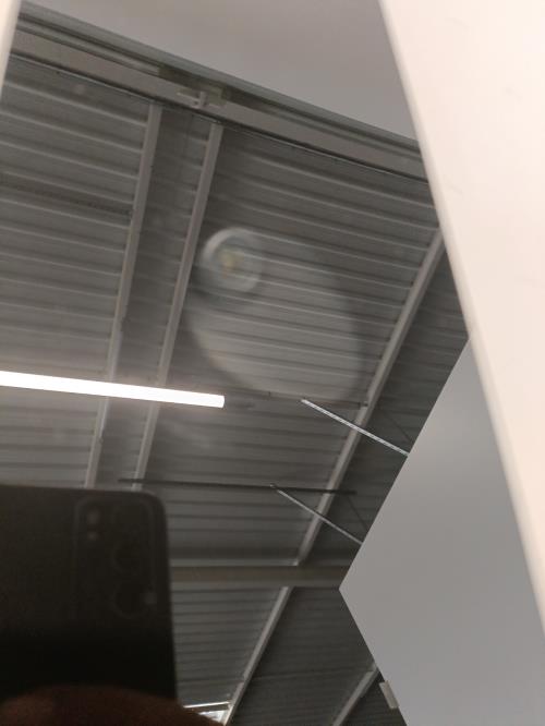 Image Camera - TESLA MODEL Y