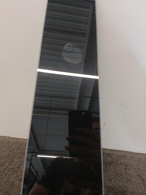 Image Camera - TESLA MODEL Y