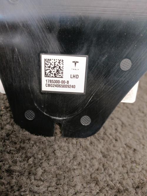 Image Camera - TESLA MODEL Y