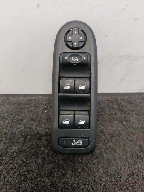 Image Interrupteur de leve vitre avant gauche - PEUGEOT 508 1