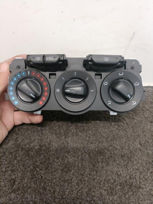 Image Commande chauffage - OPEL CORSA E