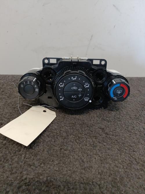 Image Commande chauffage - FORD FIESTA 6