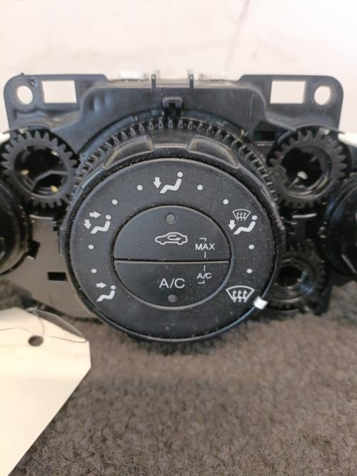 Image Commande chauffage - FORD FIESTA 6