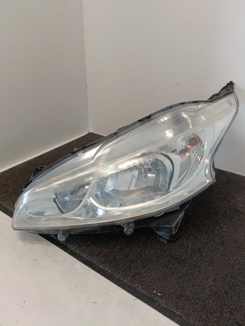 Image Optique avant principal gauche (feux)(phare) - PEUGEOT 208 1