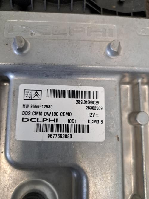 Image Calculateur moteur - PEUGEOT 508 1 SW