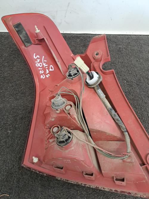 Image Feu arriere principal droit (feux) - SUZUKI SWIFT 3