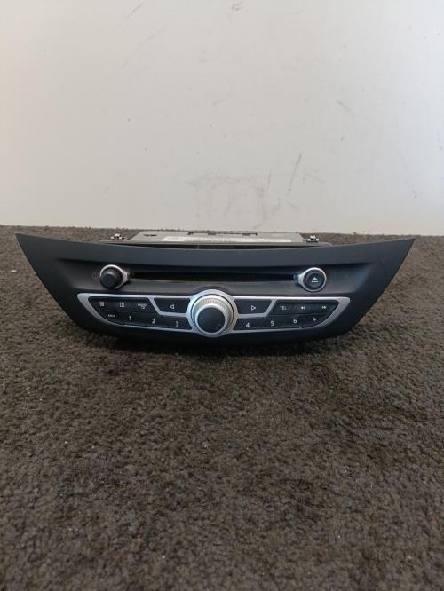 Image Autoradio d'origine - RENAULT LAGUNA 3