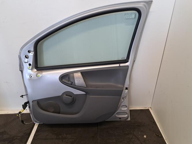Image Porte avant droit - TOYOTA AYGO 1